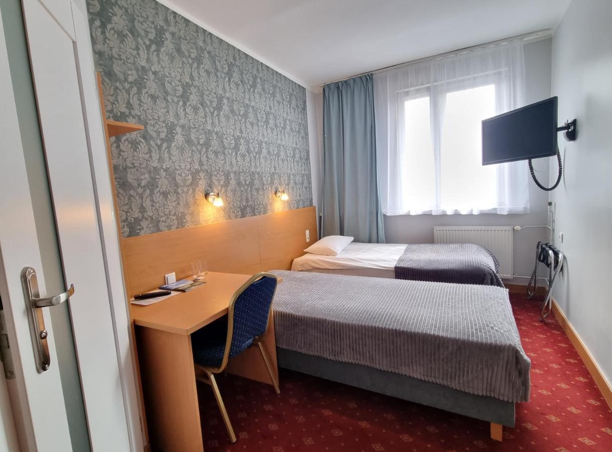 Hotel Orbita Breslavia Esterno foto