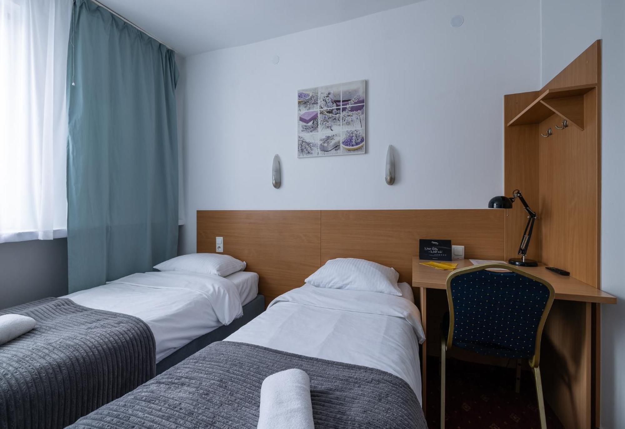 Hotel Orbita Breslavia Esterno foto