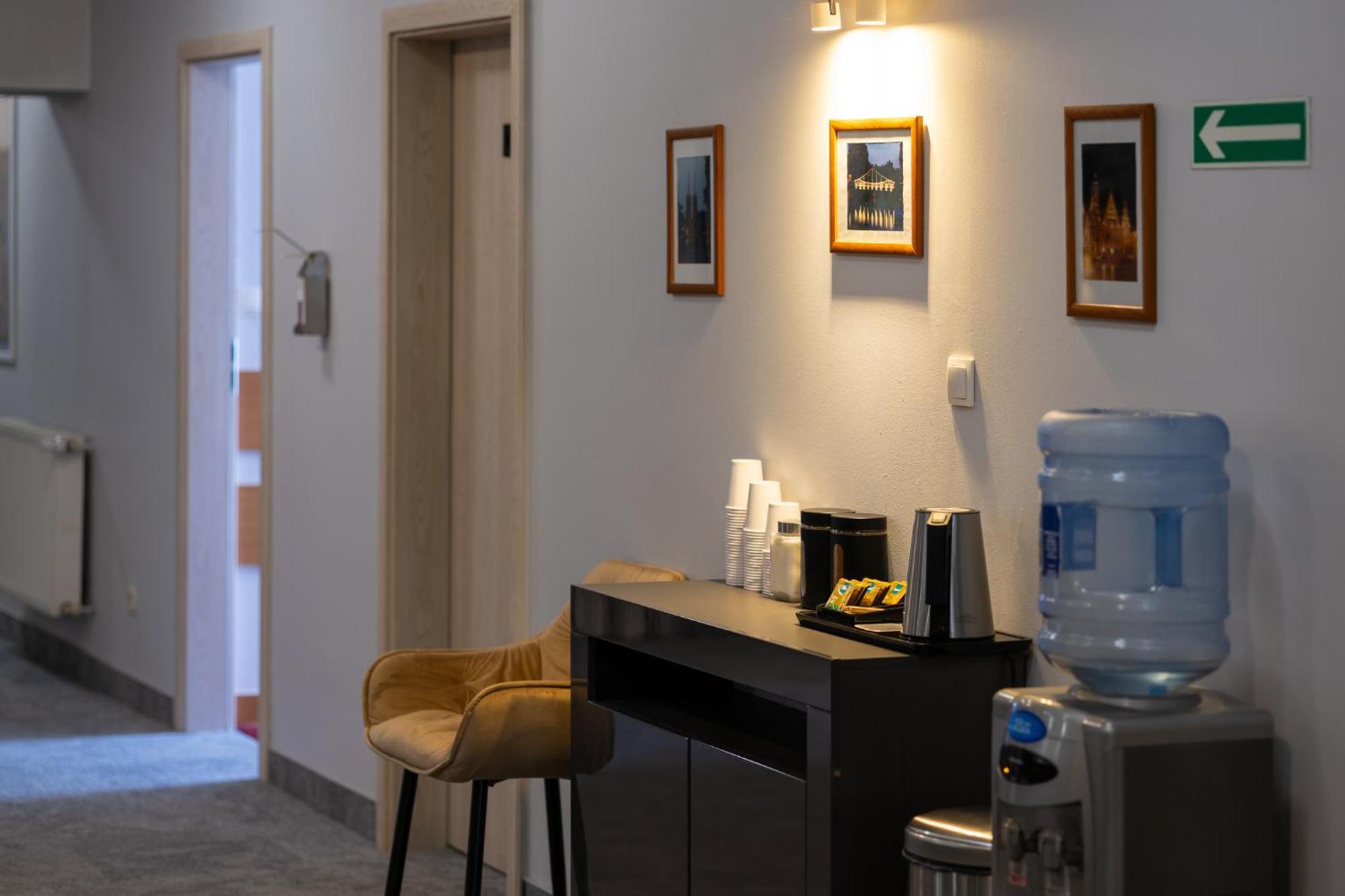 Hotel Orbita Breslavia Esterno foto
