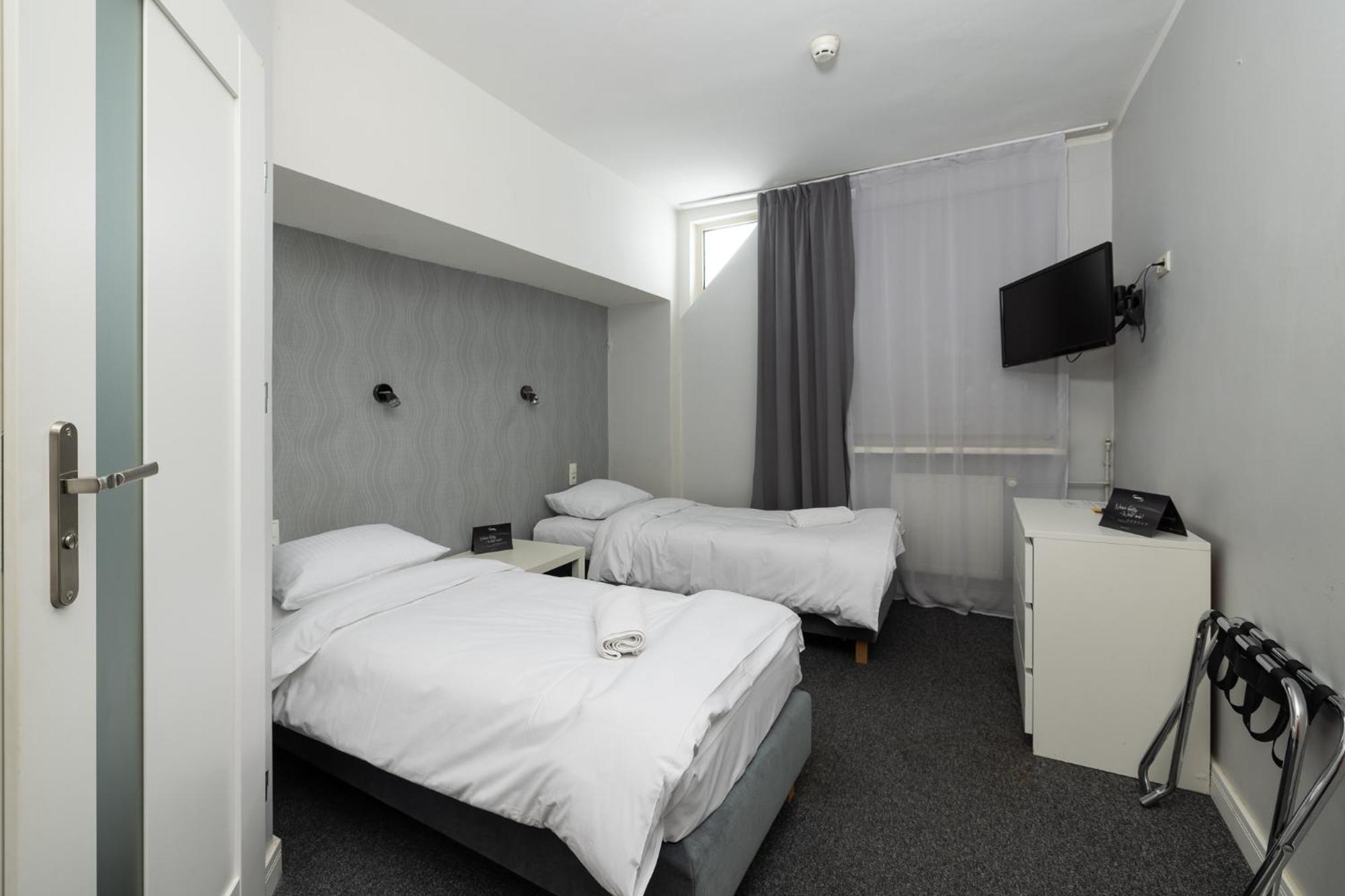 Hotel Orbita Breslavia Esterno foto