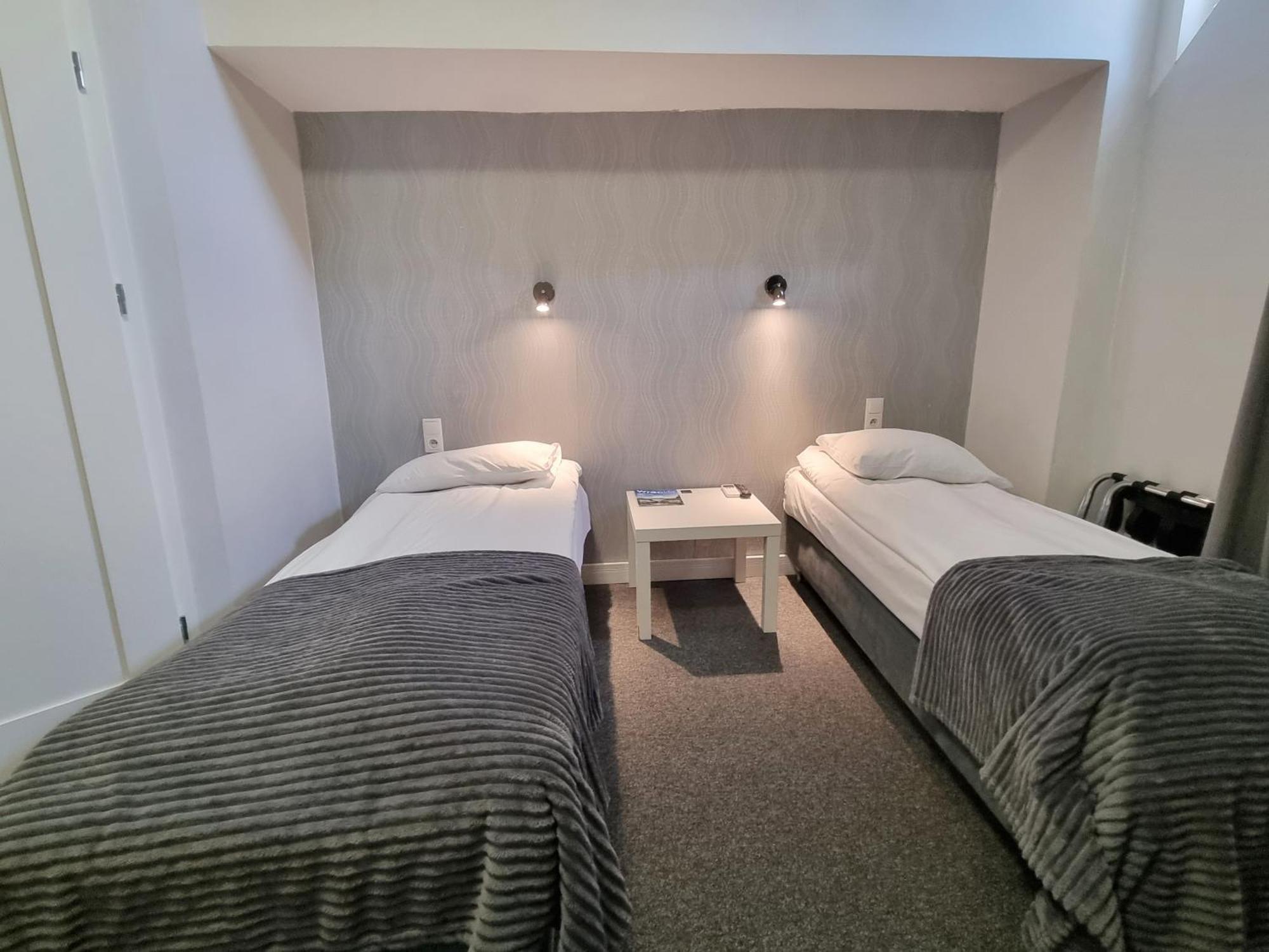 Hotel Orbita Breslavia Esterno foto