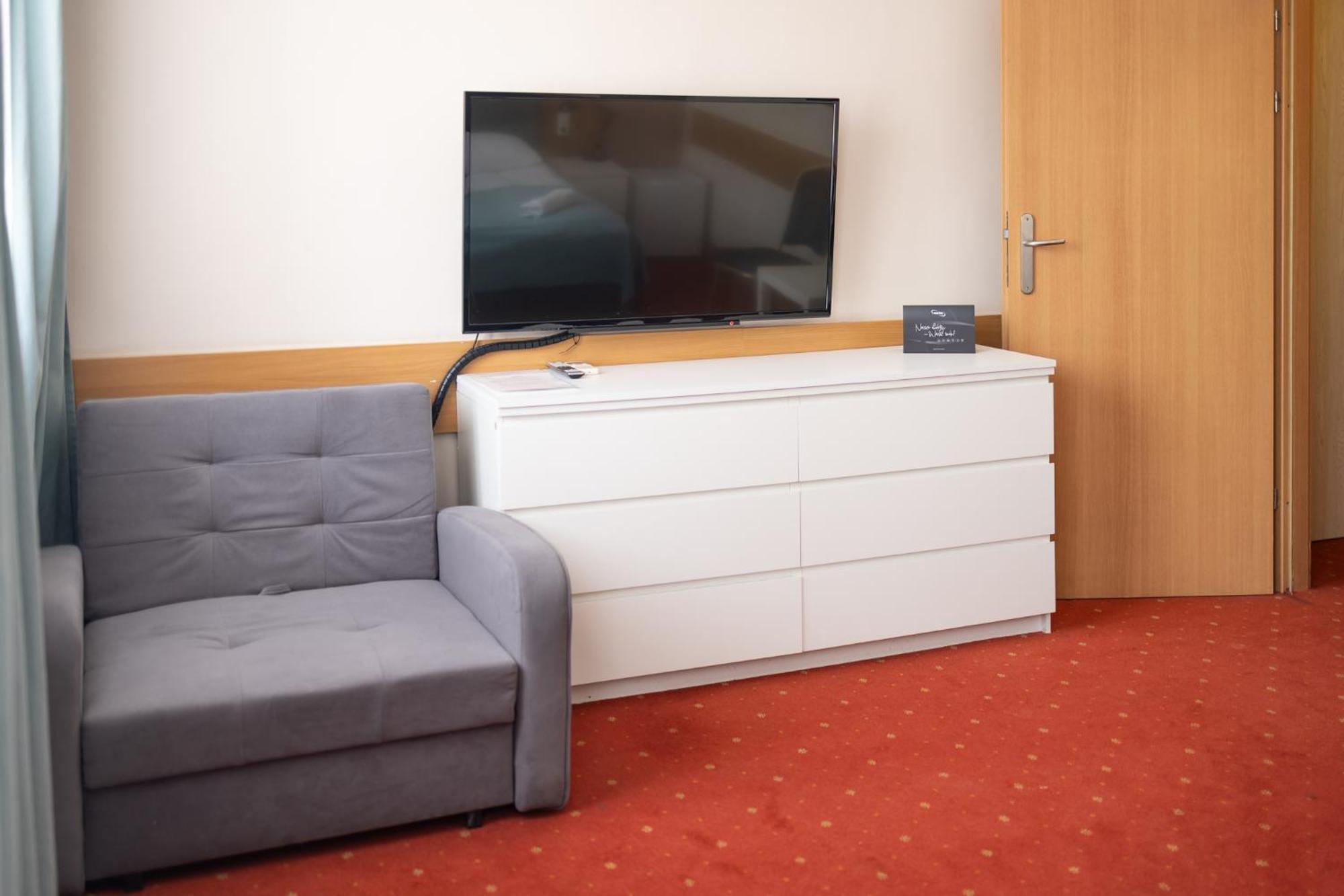 Hotel Orbita Breslavia Esterno foto