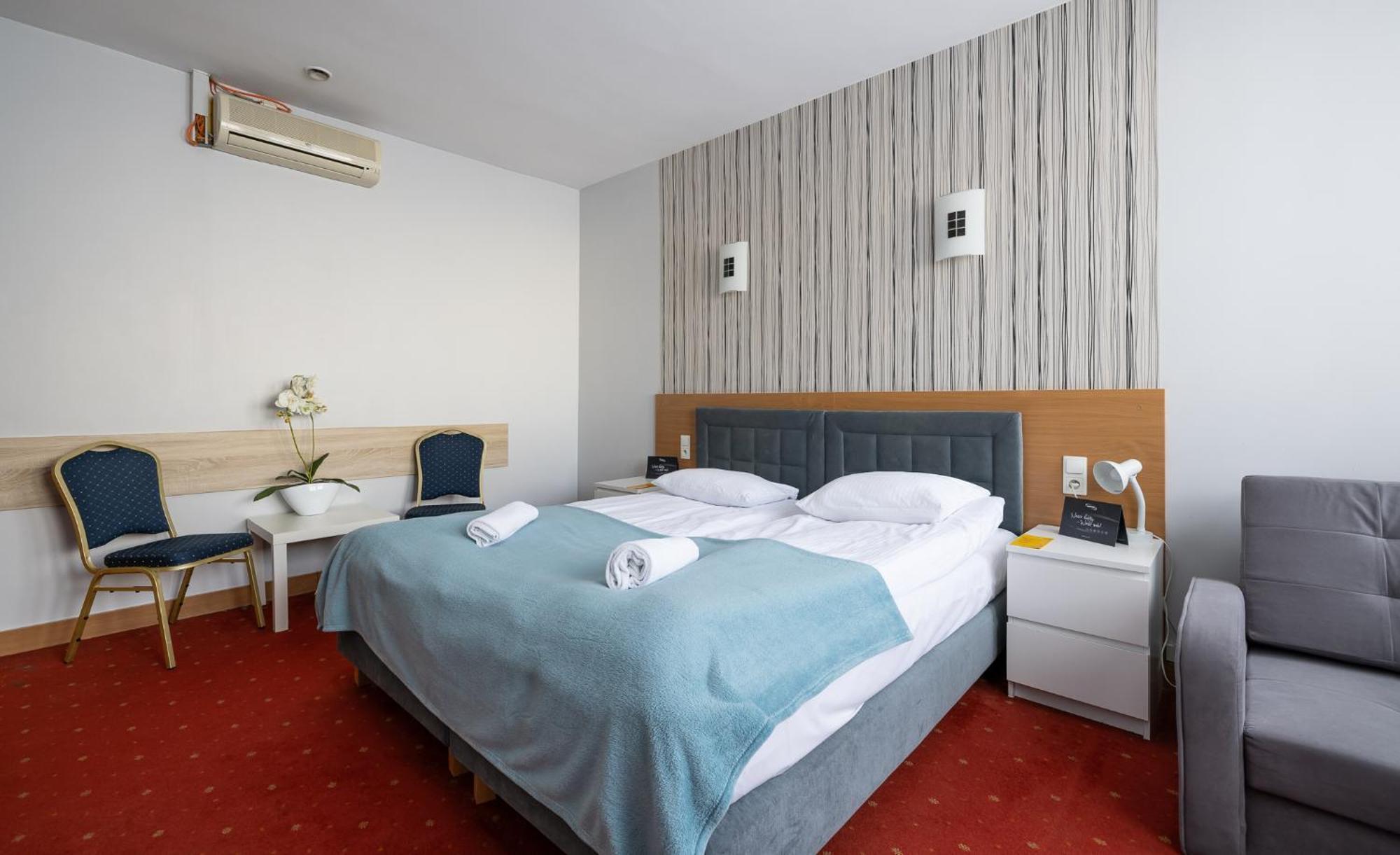 Hotel Orbita Breslavia Esterno foto