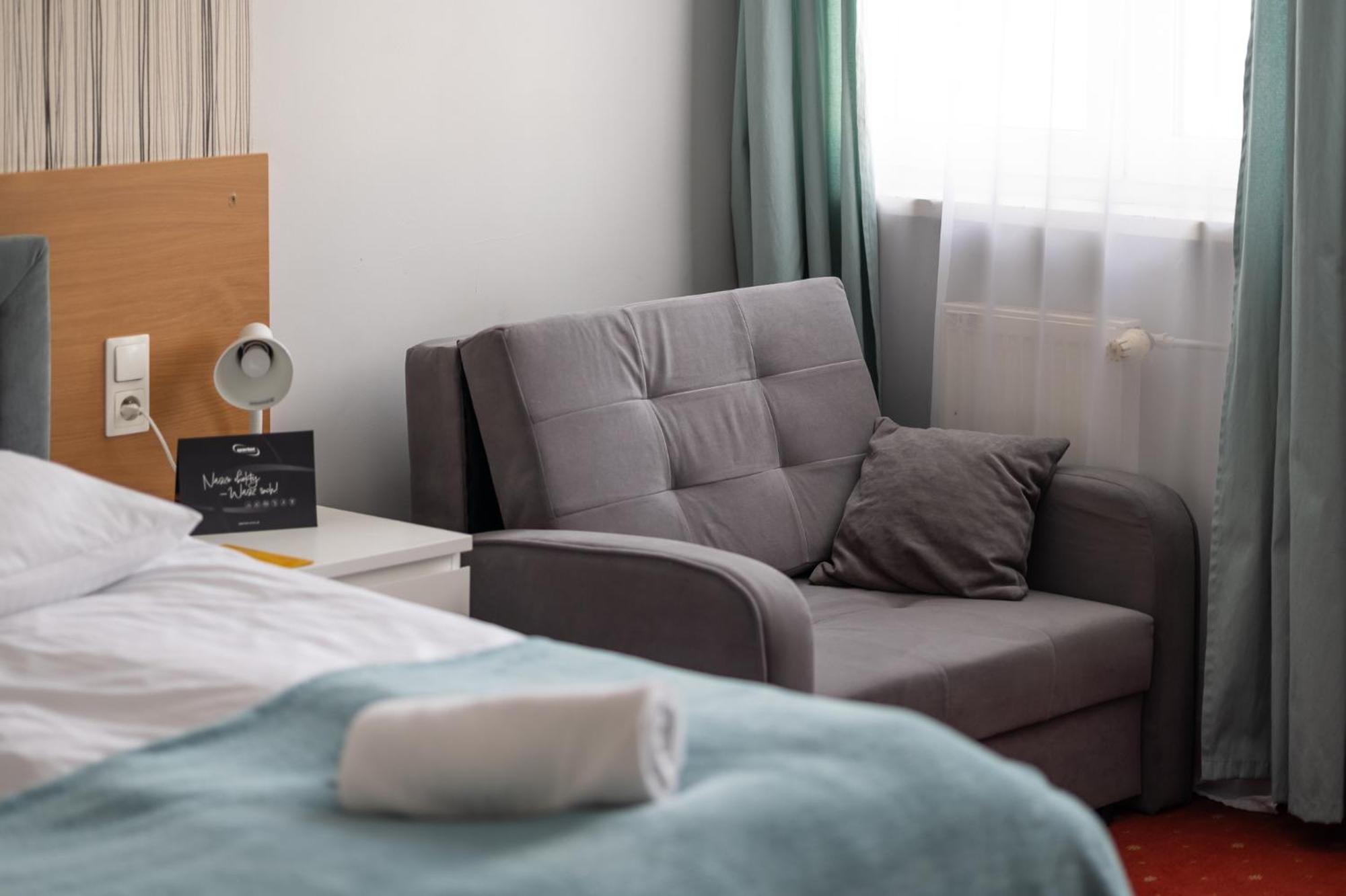 Hotel Orbita Breslavia Esterno foto