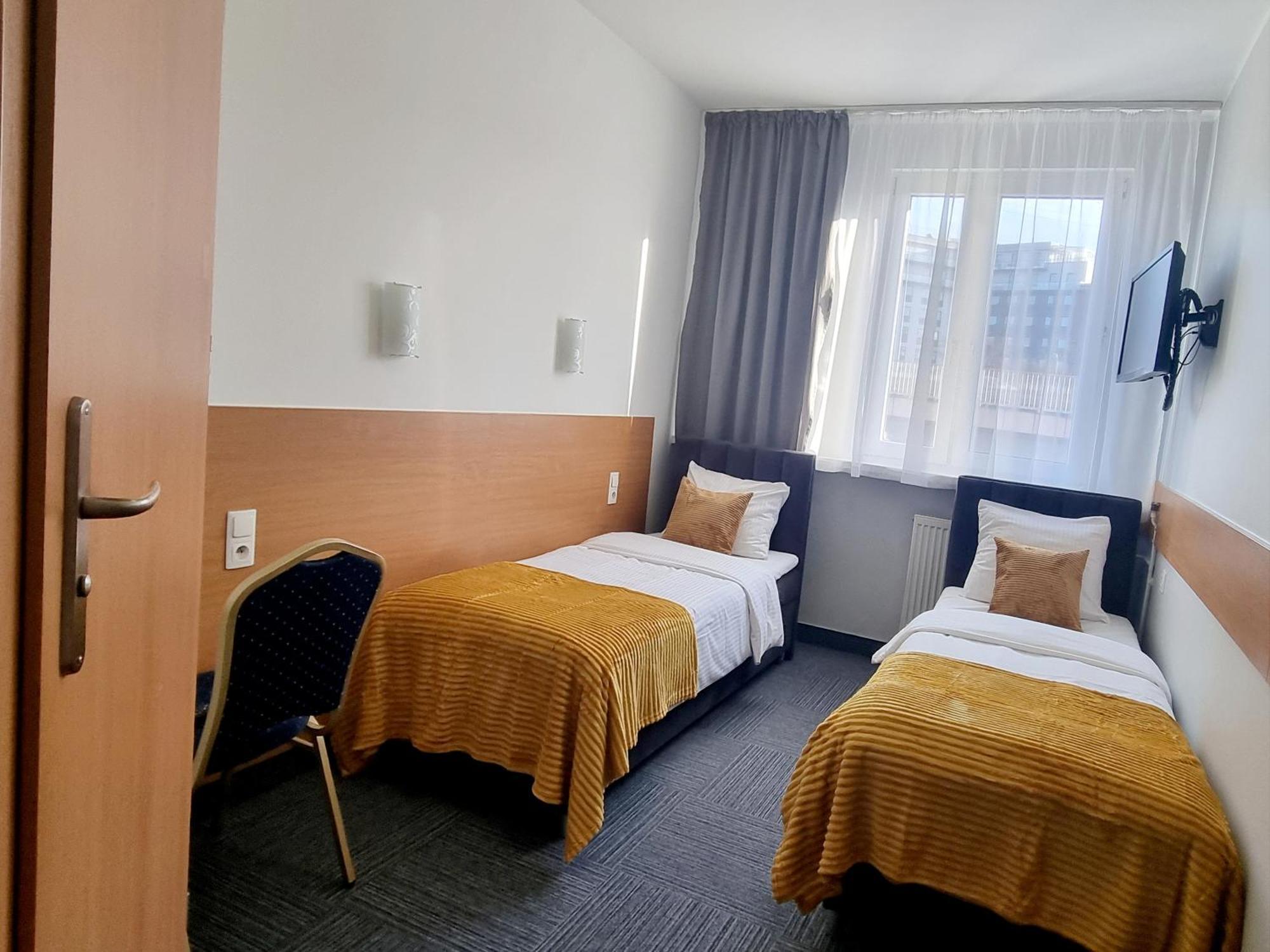 Hotel Orbita Breslavia Esterno foto